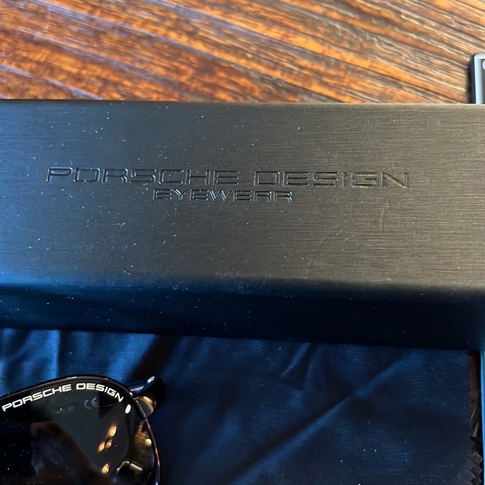 Porsche Design Aviator - Picture 3 of 6